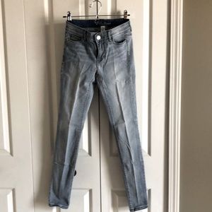 EUC White House Black Market Women’s Stonewashed Denim Jeans - Size 0R